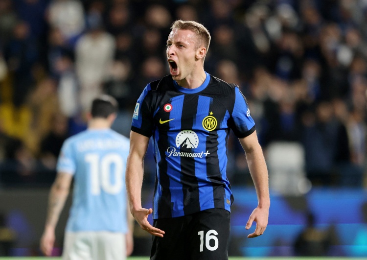 差点被逆转！卢：比赛很疯狂 我们保持冷静才最终赢球