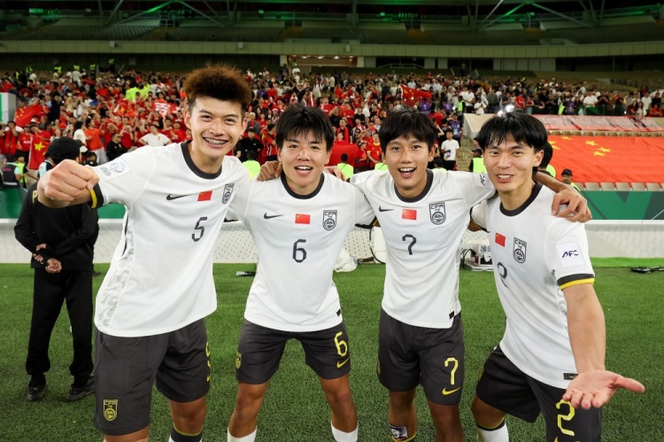 NBA彩经：湖人德比战击沉快船 骑士客场大胜黄蜂 掘金击败开拓者