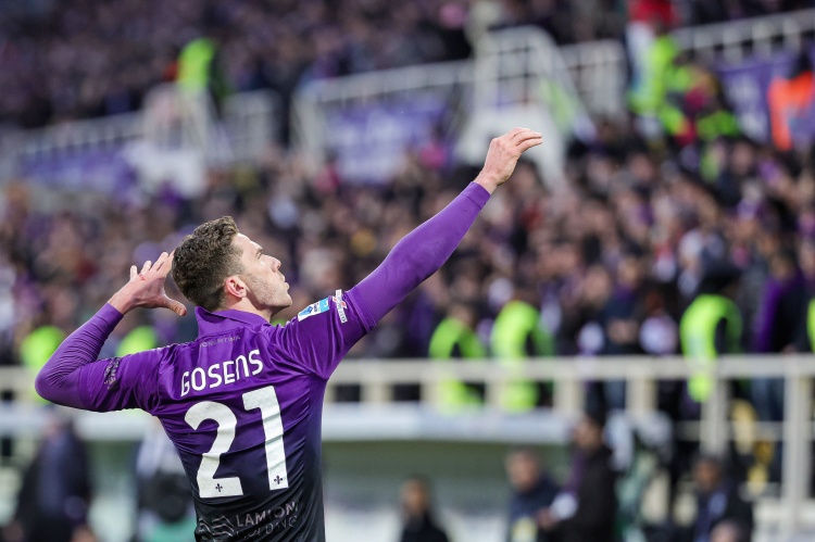 中超11球本土射手王！官方：19岁王钰栋获2025中国金童奖（U21）